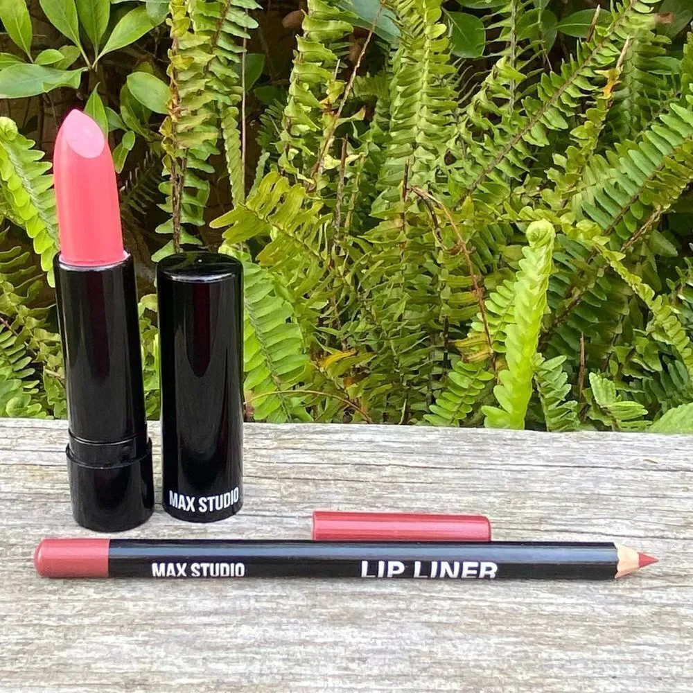 New Max Studio Lipstick & Lip Liner Precision Define. Full Size